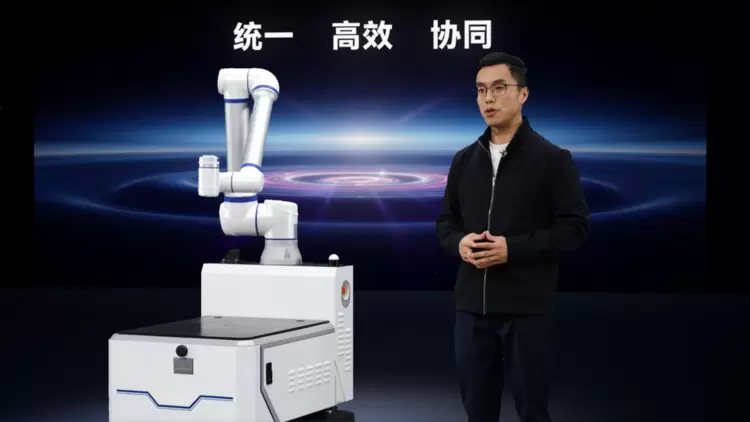 艾利特机器人的发布会，揭示了未来智能机器人竟然拥有这样的协同能力！