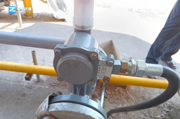 防爆电气设备采用非金属外壳如何做到防静电