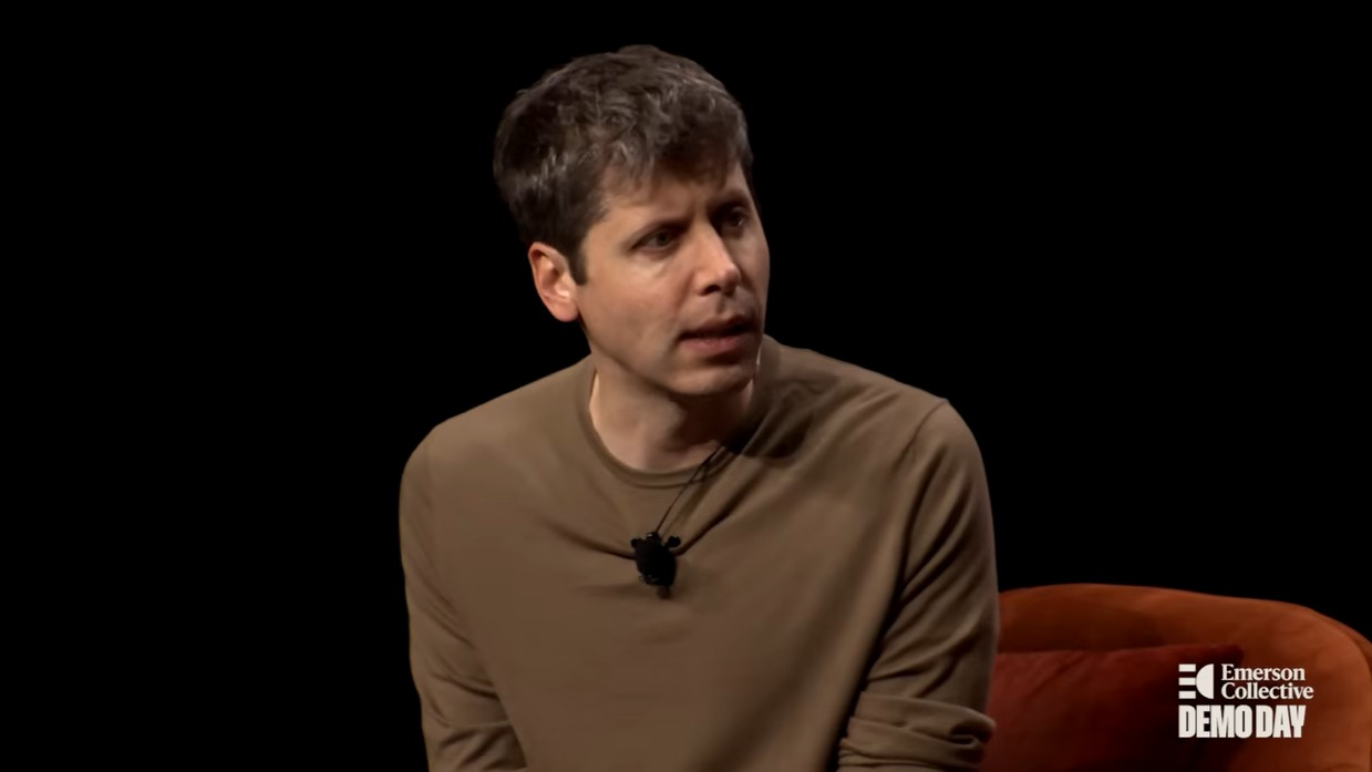 两年内面世!OpenAI神秘硬件“IO”首度解密:别刷手机了!把AI装进口袋,它想还你个“清静日子”